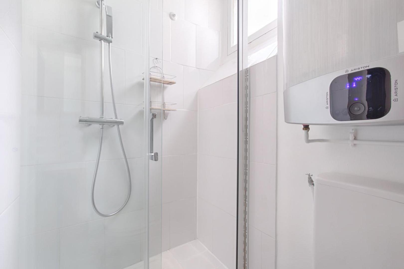 Appartement Near To Saint Lazare - 6P Parigi Esterno foto