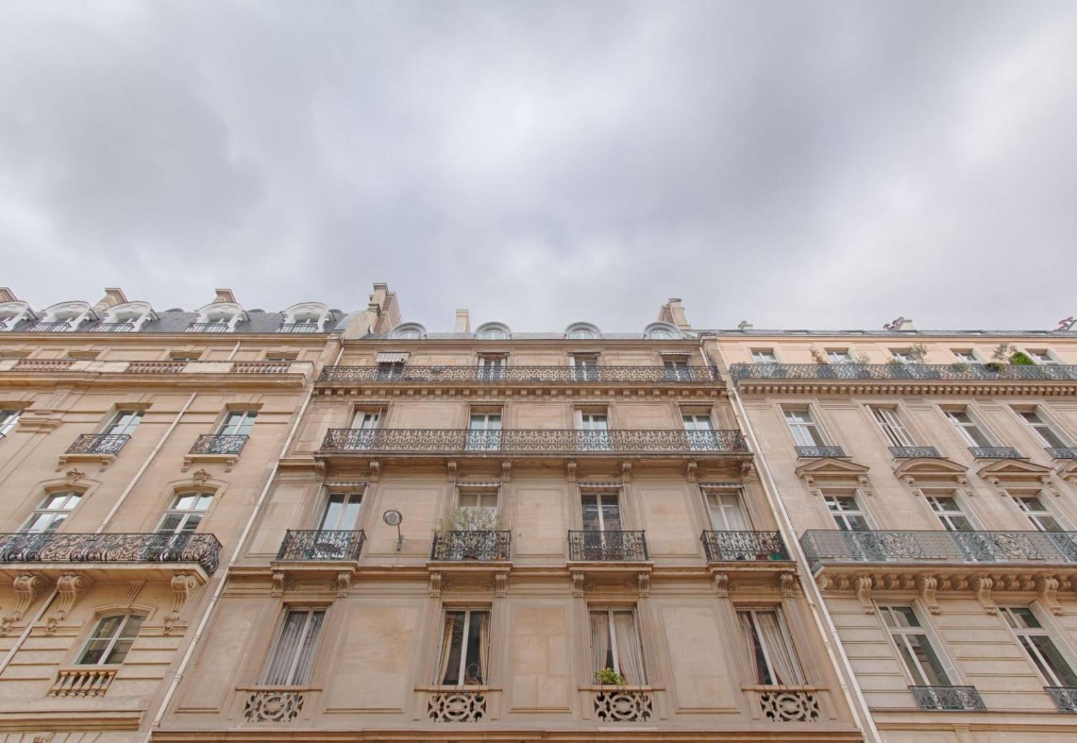 Appartement Near To Saint Lazare - 6P Parigi Esterno foto